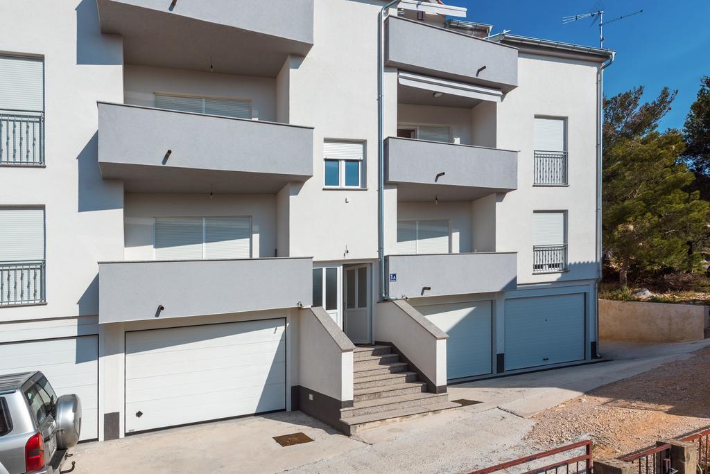 Apartment Marita Zaboric Ngoại thất bức ảnh